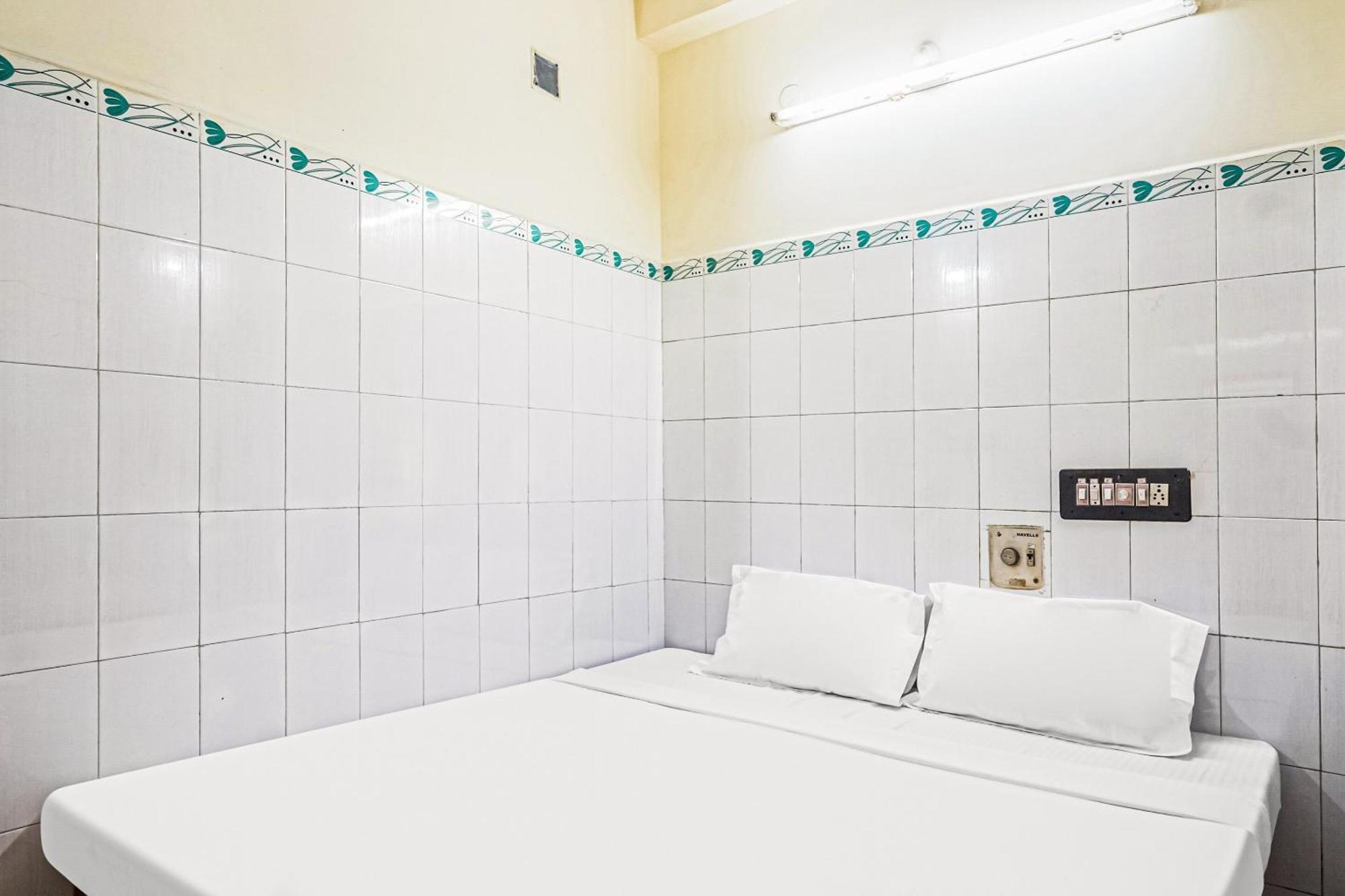 Spot On Venkata Sai Residency Hotell Tirupati Eksteriør bilde