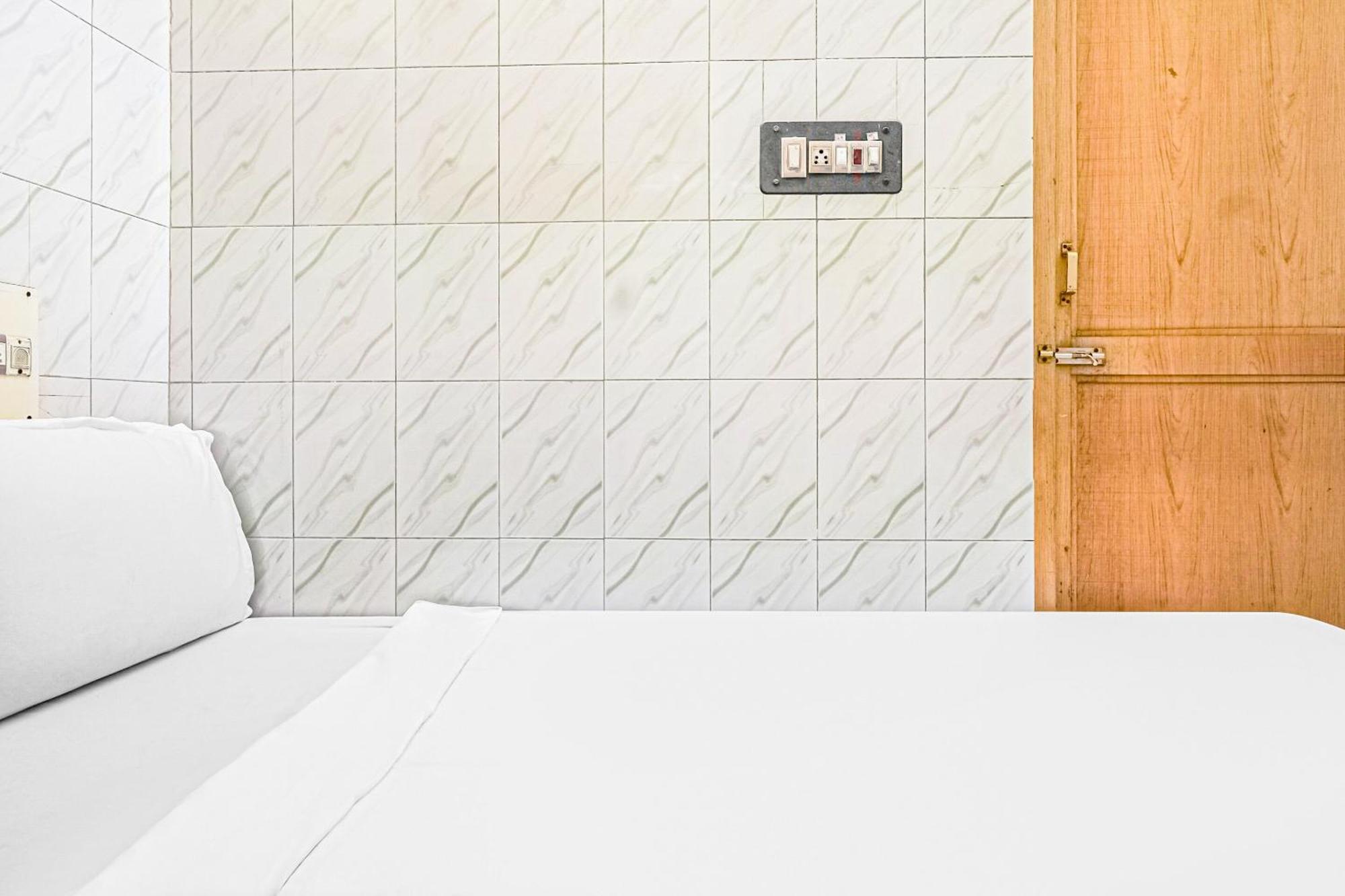 Spot On Venkata Sai Residency Hotell Tirupati Eksteriør bilde
