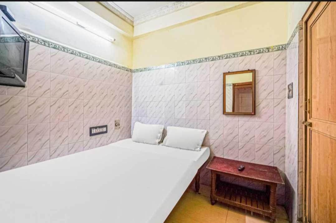 Spot On Venkata Sai Residency Hotell Tirupati Eksteriør bilde